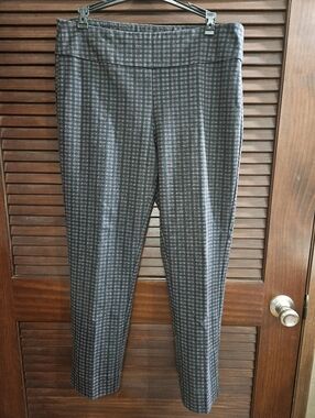 Zac & Rachel Black and Gray Straight-Leg Ponte Pants